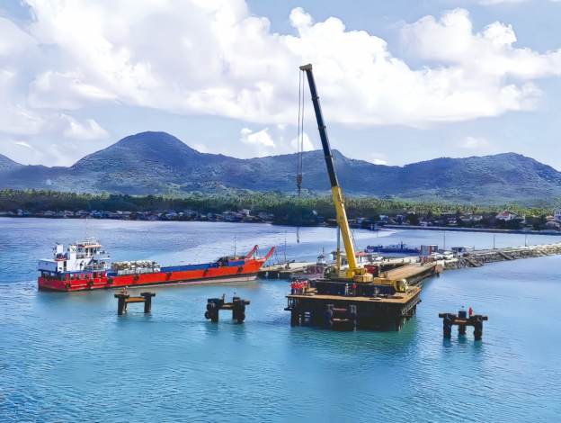 WINTEX成功实施平板驳船直达运输方案 助力阿拉巴特风电项目首船设备顺利交付